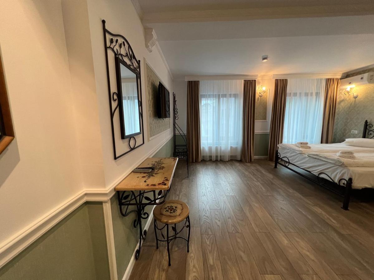 Hotel Boutique Cathedral Plaza Residences Room For Rent Downtown Bucareste Exterior foto