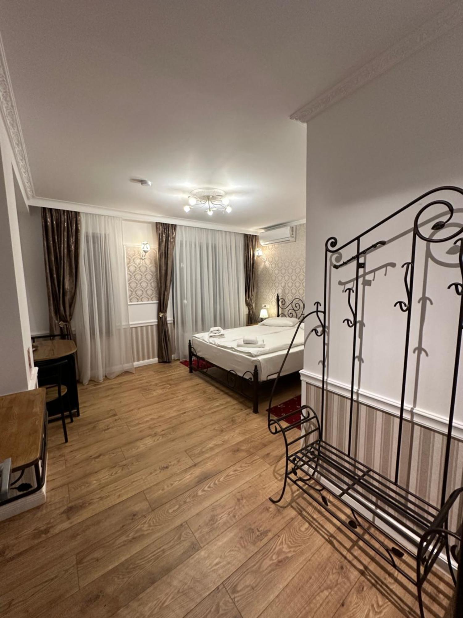 Hotel Boutique Cathedral Plaza Residences Room For Rent Downtown Bucareste Exterior foto