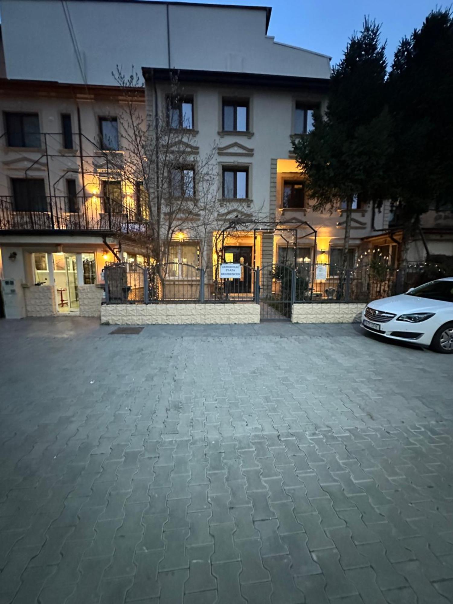 Hotel Boutique Cathedral Plaza Residences Room For Rent Downtown Bucareste Exterior foto